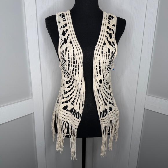 Love Tree Jackets & Blazers - Love Tree Crochet Fringe Vest Womens Large Cream Boho Open Front Knit Layering